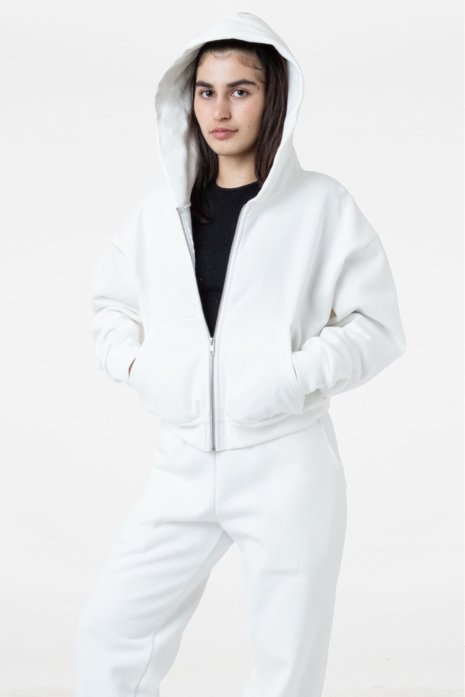 Edie is 5'1 wearing size S/M