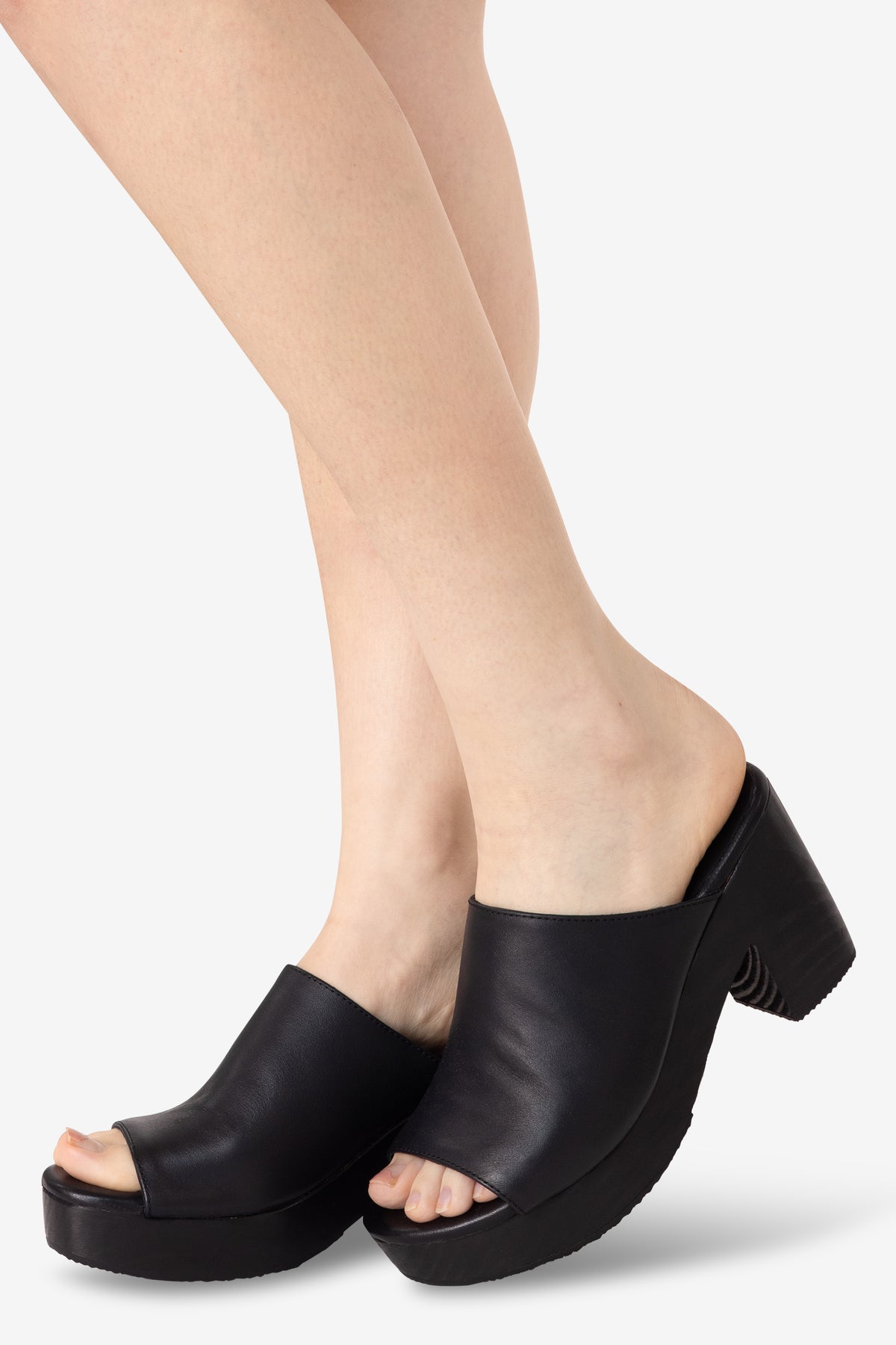 Black/Black