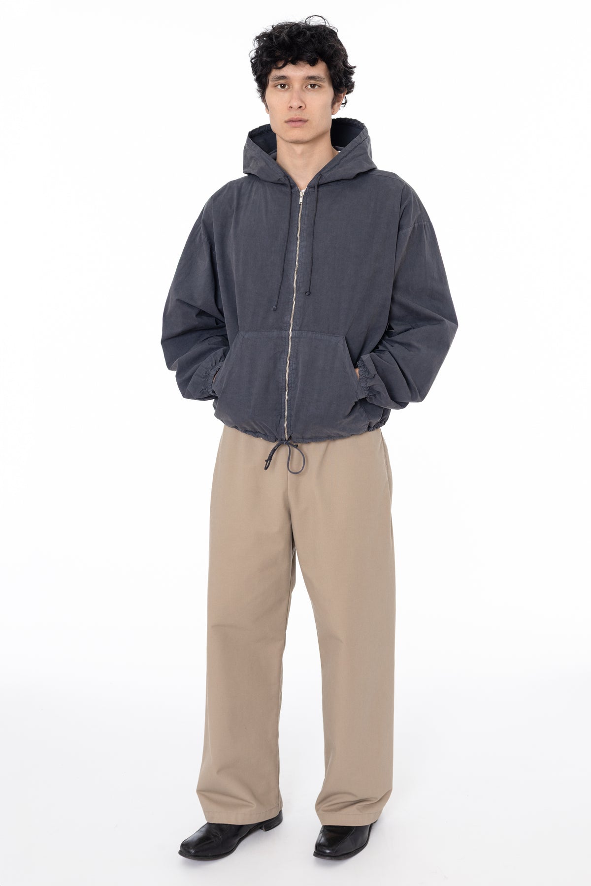 Khaki [female]