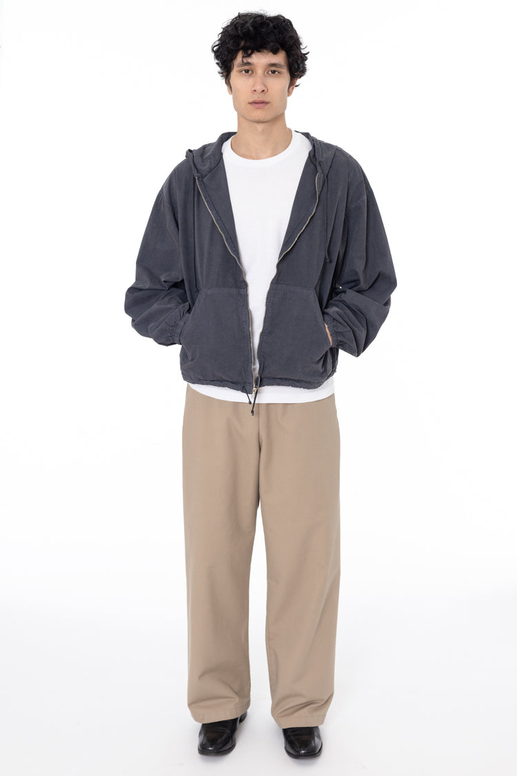 Khaki [female]
