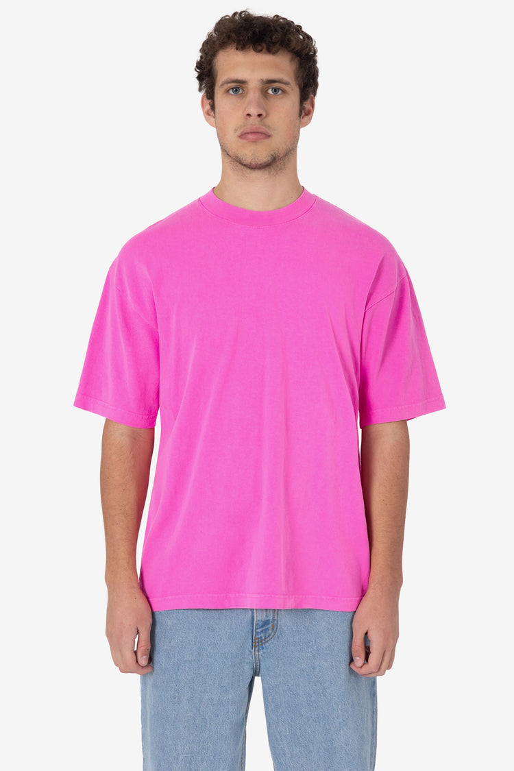 Neon Pink [male]