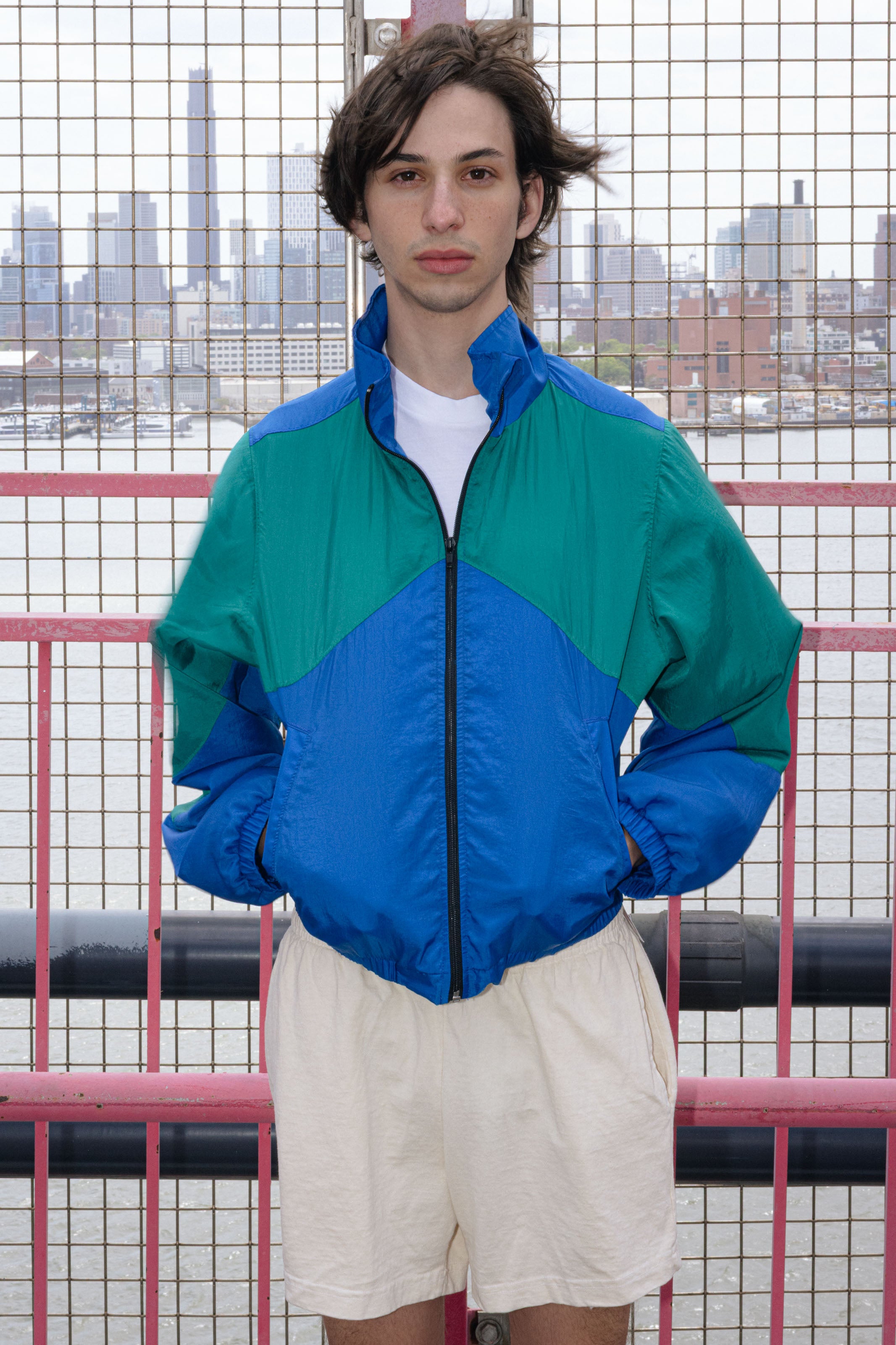 新品　BRIEFING WINDBLOCK BOUCLE BLOUSON RNF555C - Nylon Crinkle Zip-Up Colorblock Windbreaker – Los
