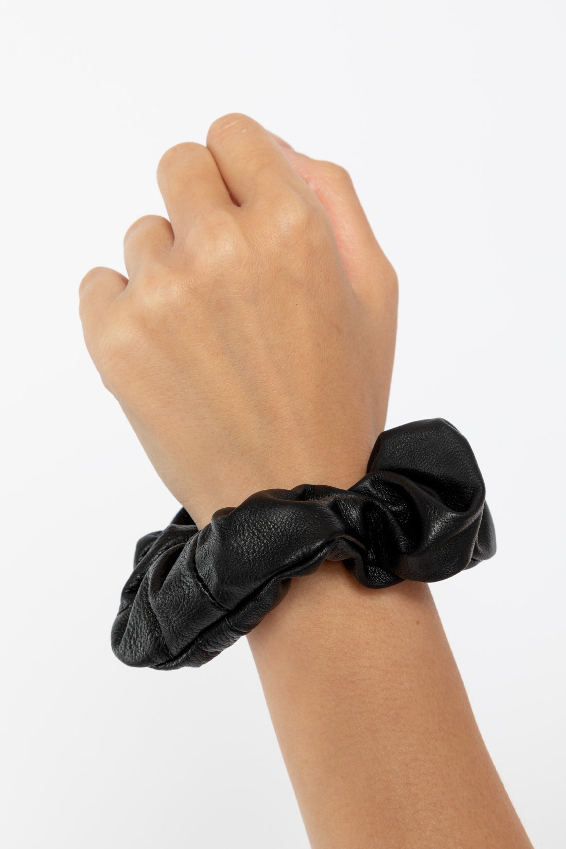 RLHSCRUNCH - Leather Scrunchie – Los Angeles Apparel display picture 1