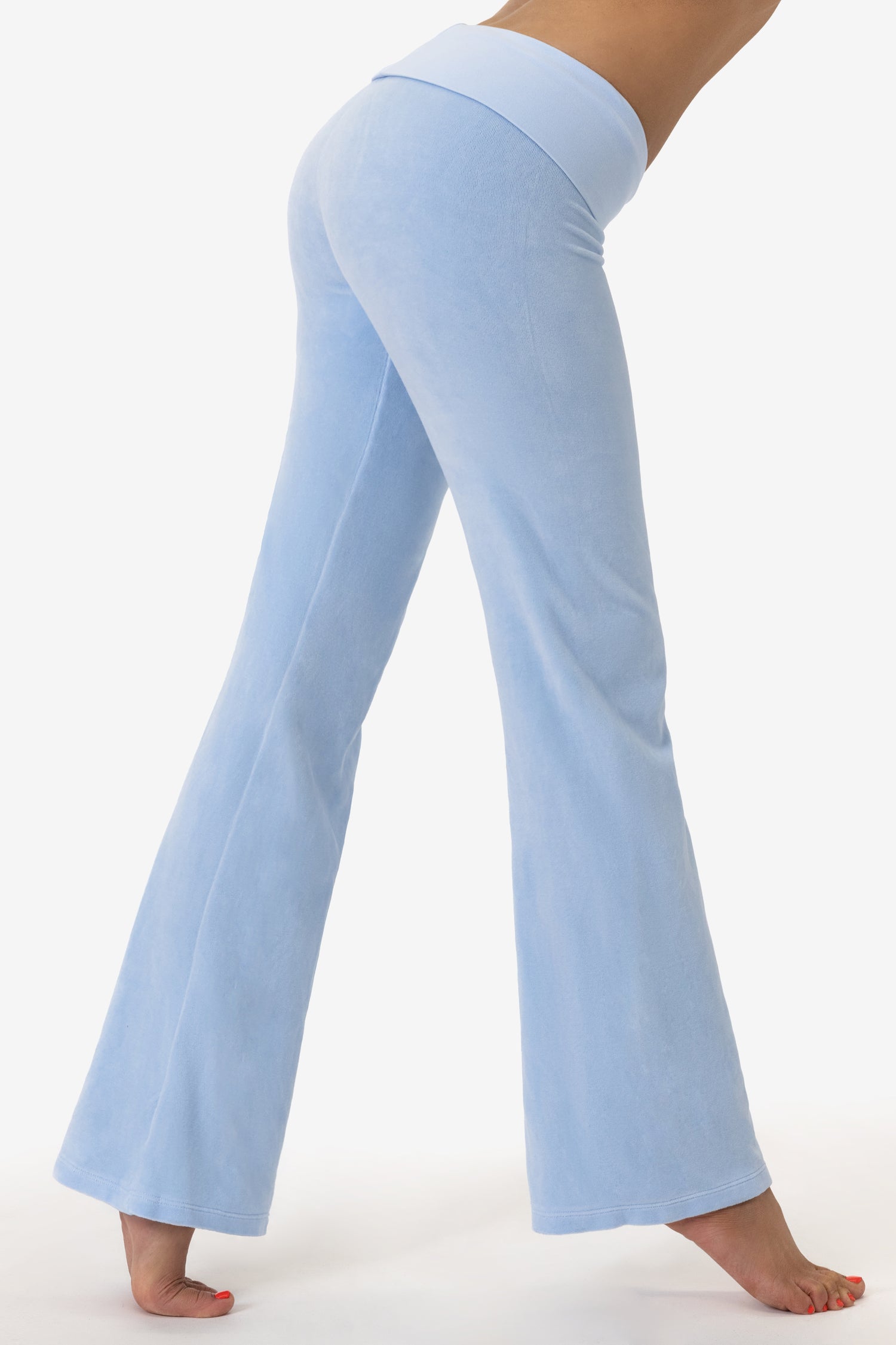 Devi Yoga Pants + Pigment Wave Sculpt Tank + Breezie Regal Plum WUC + More  - Agent Athletica