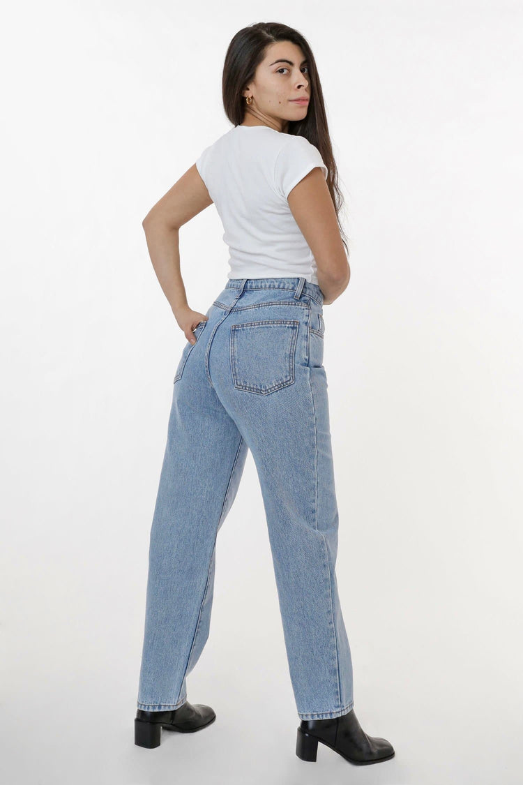 WR.UP® 7/8 push-up jeans with high waist and raw cut at the bottom
