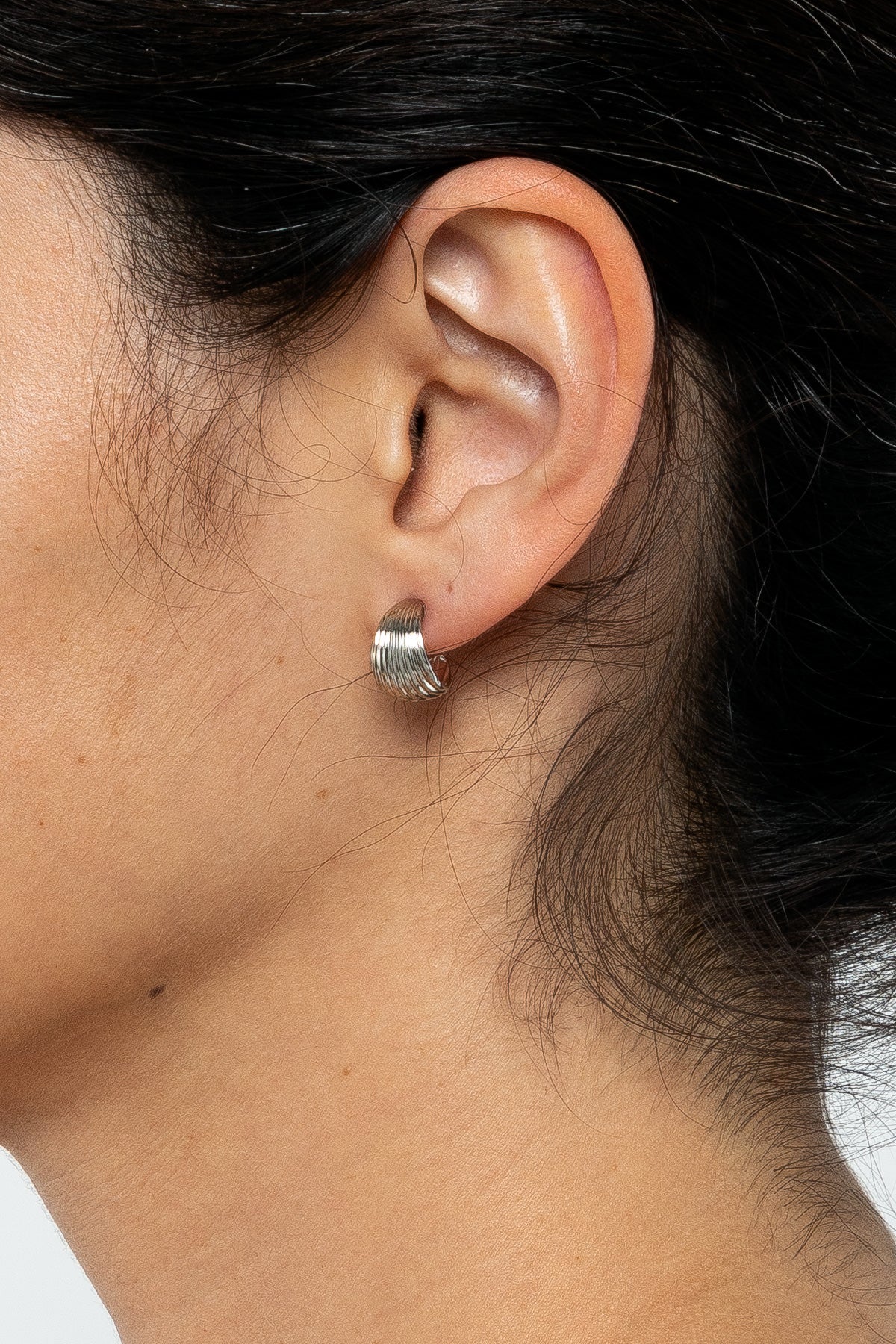 Mini Ridge Pro JWLMR - Mini Ridge Hoop Earrings – Los Angeles Apparel