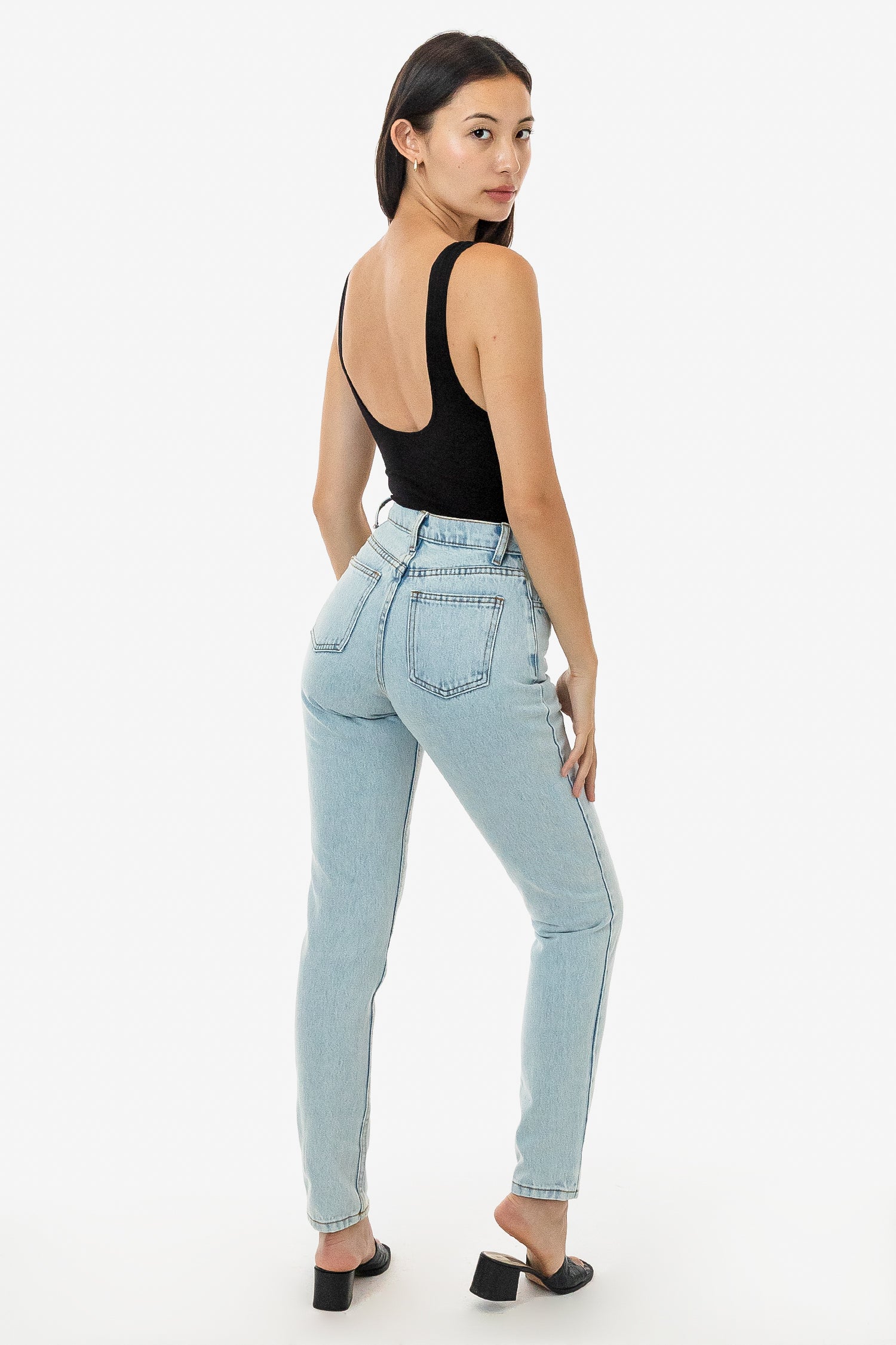 RDNW701 - High Waisted Tapered Jean